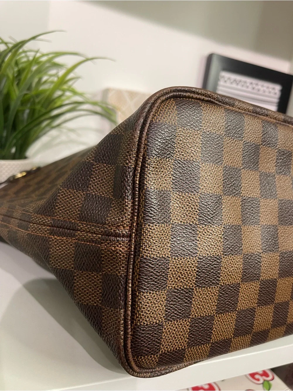 Louis Vuitton Damier Ebene Neverfull MM